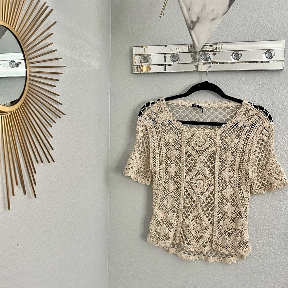 Bohemian Dream Beige Floral Knit Top by Zara - Picture 7 of 8